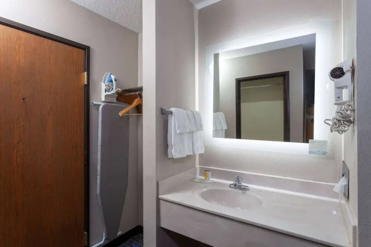 Days Inn Wooster