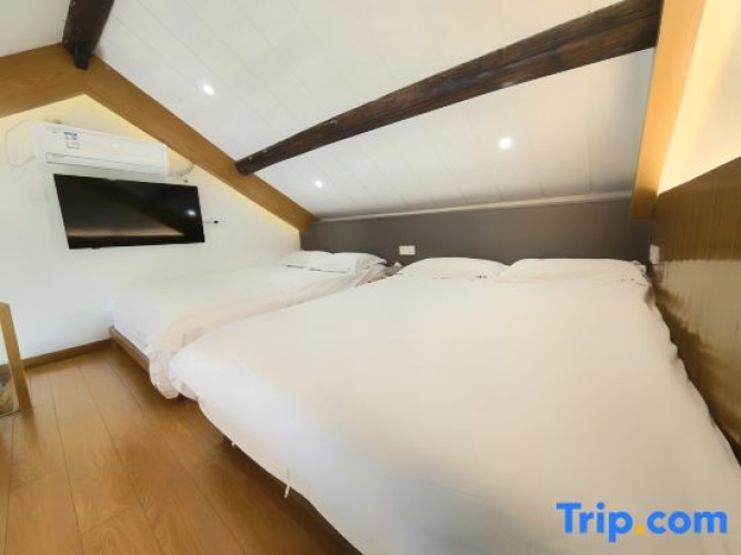 Double Duplex Suite with balcony