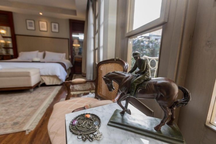 Deluxe Double Suite