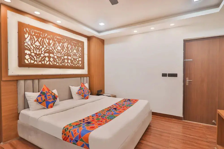 Fabhotel Shaurya Inn