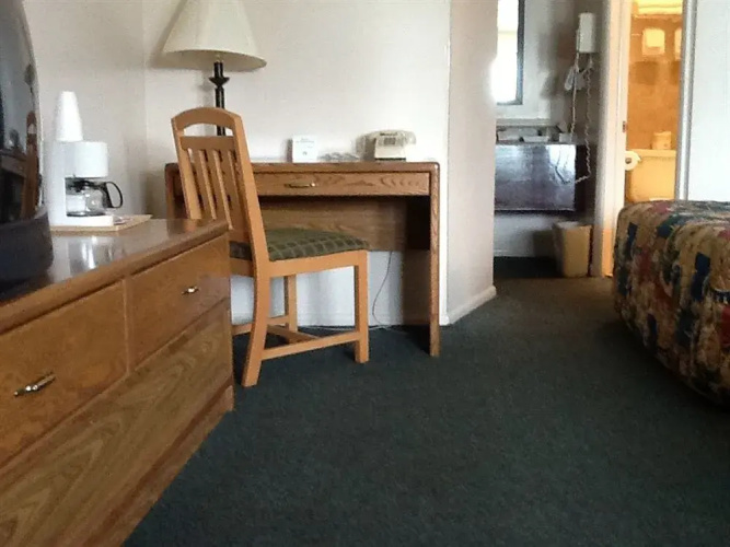Apollo Motor Inn