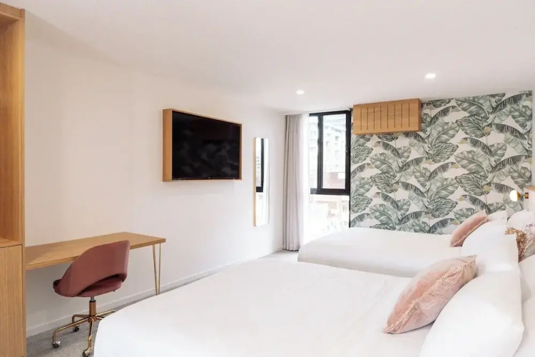 Surfside 22