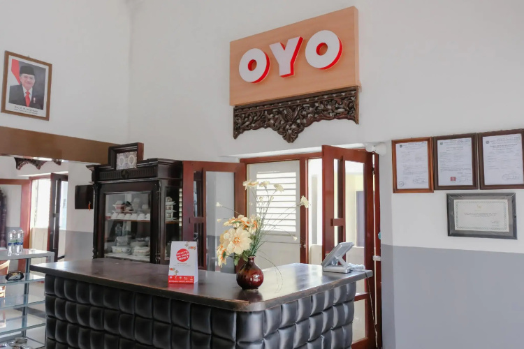 OYO 1028 Garuda Residence