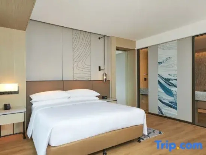 Deluxe Double Suite