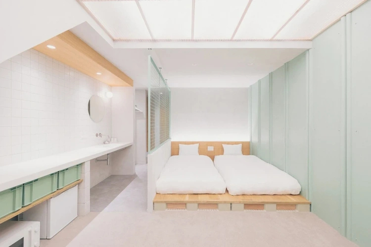 Comfort room