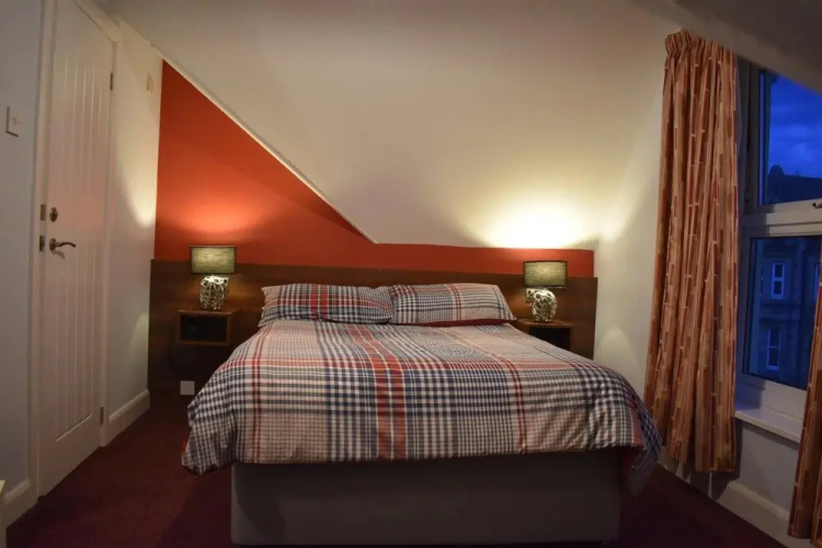 Swandown Hotel