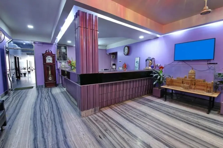 Hotel Ellora