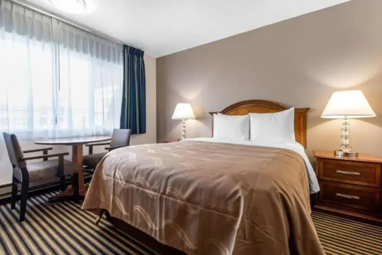 Ramada Bayside Inn & Suites Eureka