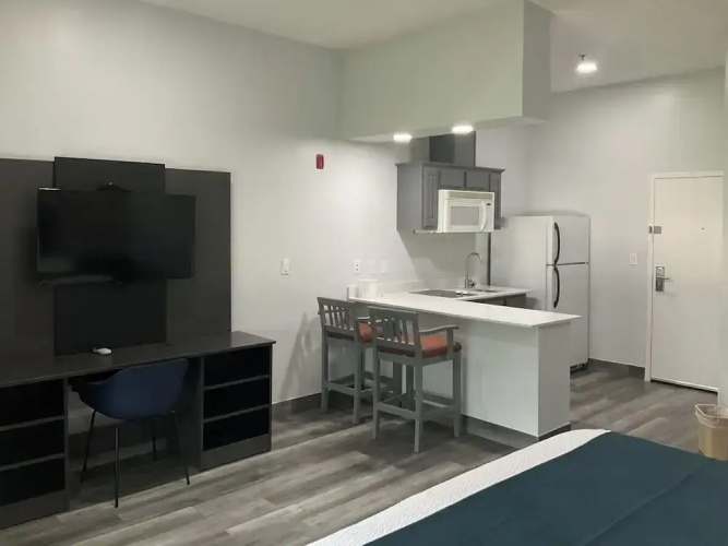 Studio 6 Suites Brenham, TX