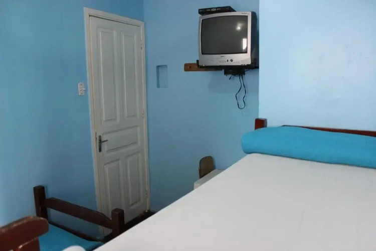 Standard Triple room with sea view
