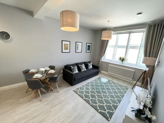 Windsor Castle Apartments