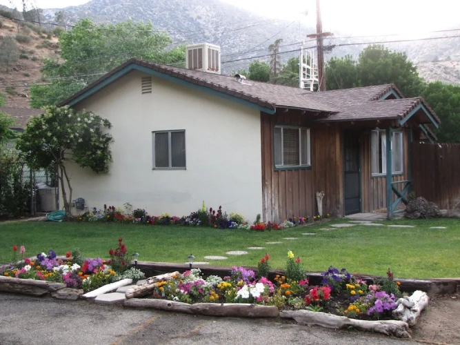 1 Bedroom Deluxe Cottage