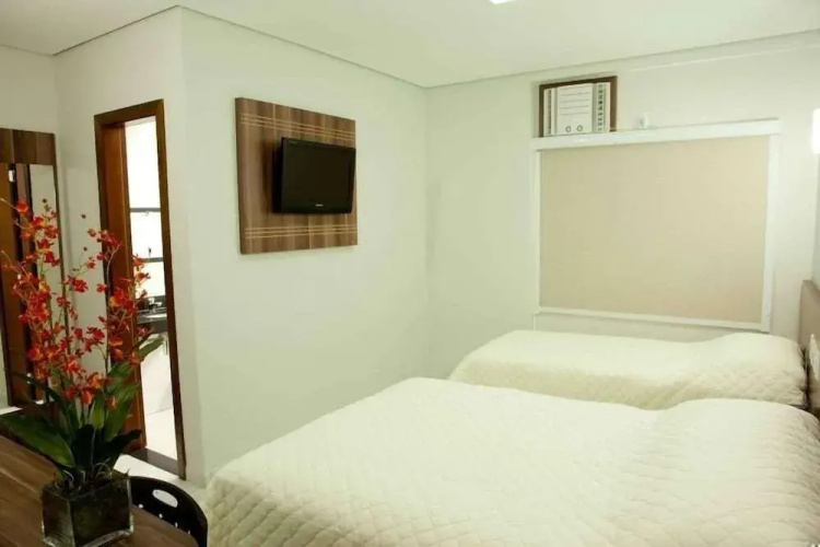 Serras Hotel