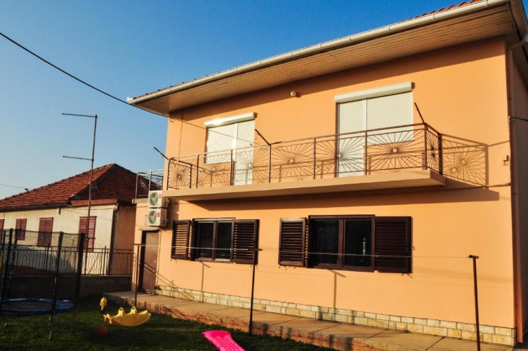 2 Bedrooms Apartment with view