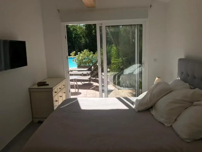 3 Bedrooms Villa