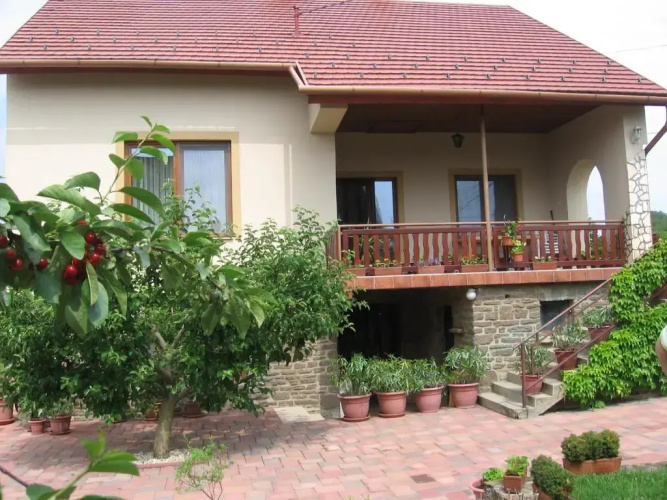 Boglárka Apartman