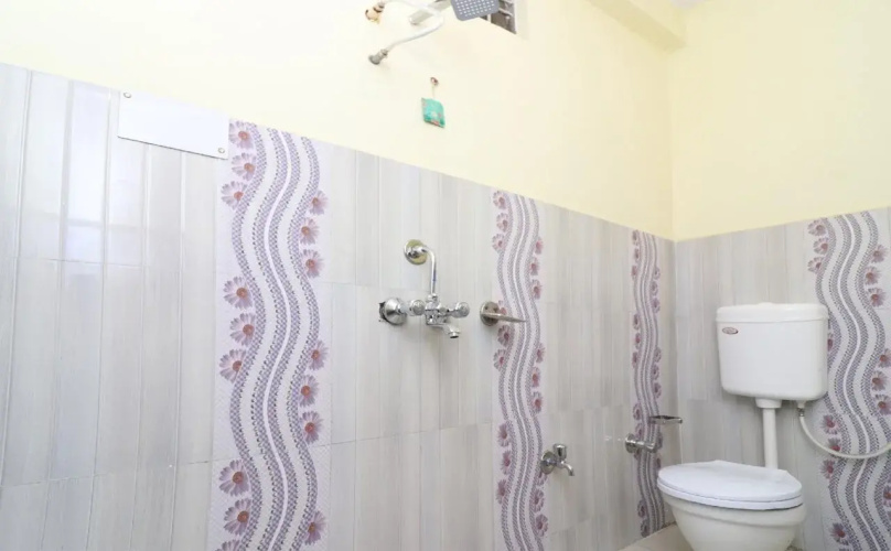 Kanak Palace By OYO Rooms