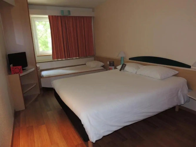 Standard Family room