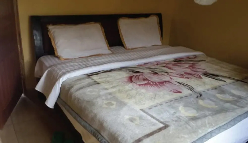 Nalepomara Lodge