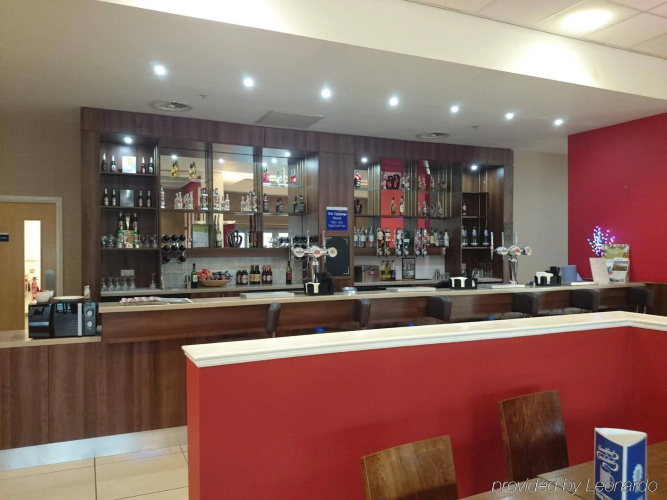 Holiday Inn Express Hull City Centre photo 14
