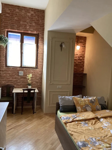 Фотография номера квартиры Исторические апартаменты 1868 Tbilisi, лучшее расположение