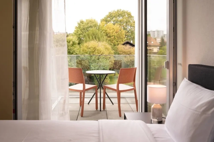 Standard room with balcony