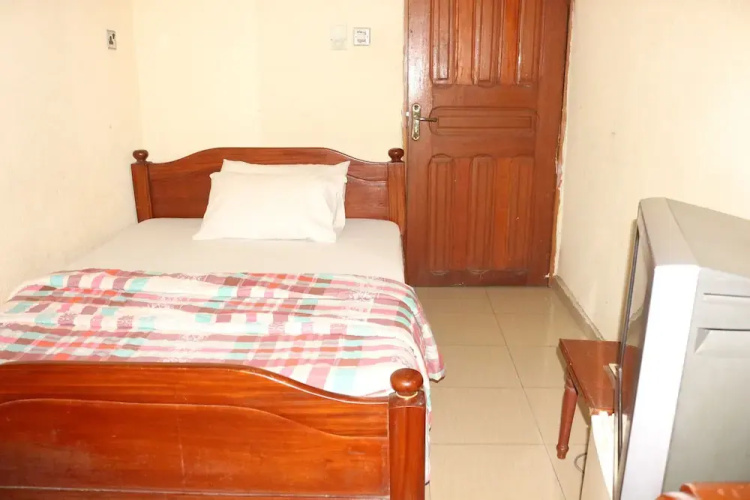 Bv.Standard Executive Suite