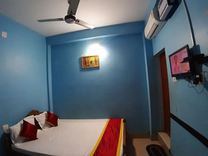 Goroomgo Star Lodge Puri