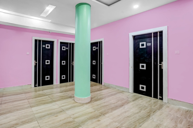 Super Hotel O Harsh Regency