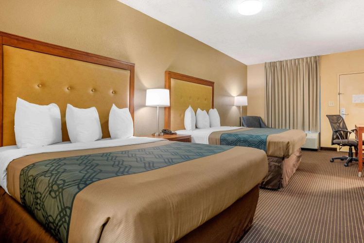 Econo Lodge Inn & Suites Foley - North Gulf Shores