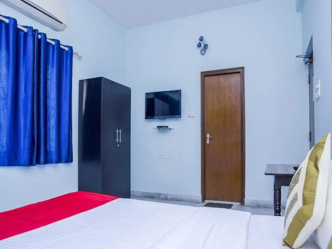 Maple Comfort By OYO Rooms