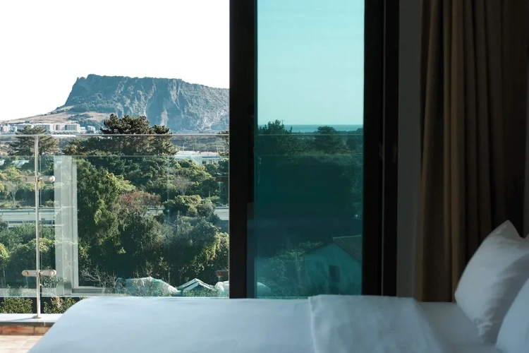 Standard Twin Family room with sunrise view