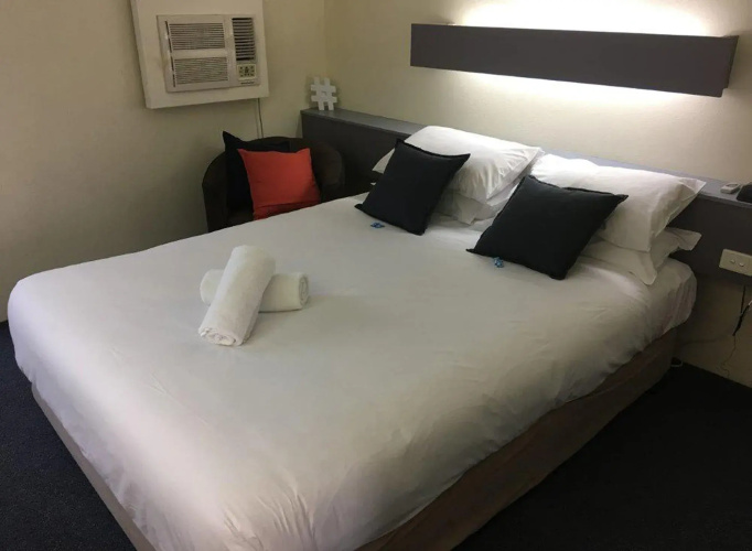 Emerald Central Hotel