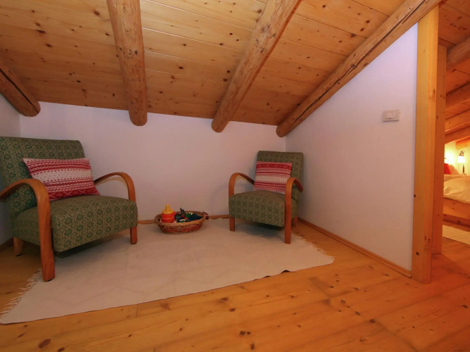 Typical Cottage in Bellamonte Italy With Bubble Bath