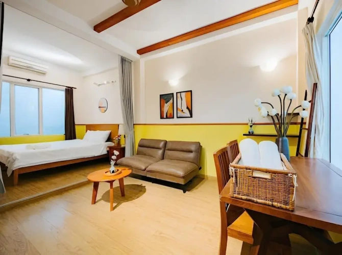 Deluxe Double room with courtyard view