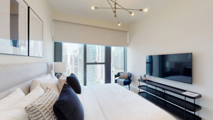 Stylish 23rd Floor Apartment at BLVD