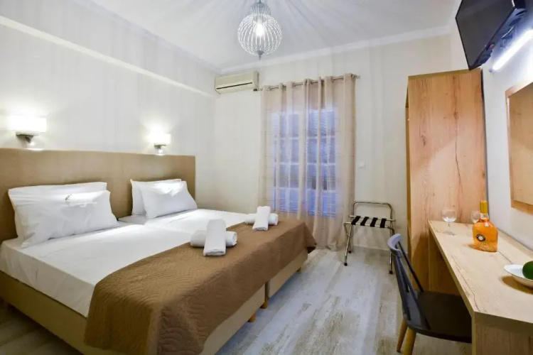 Dimitris Residence 1