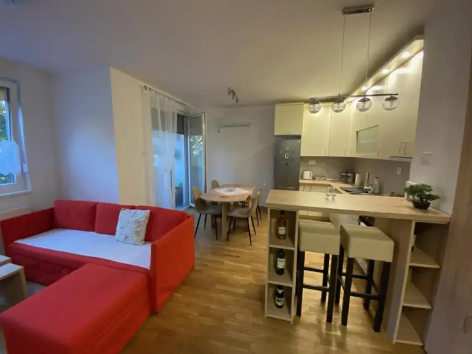 Lux Advent Apartment