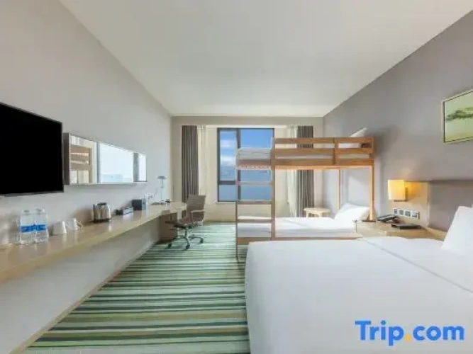 Standard Quadruple Family room