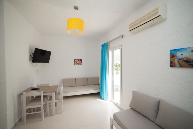 1 Bedroom Standard Apartment with garden view