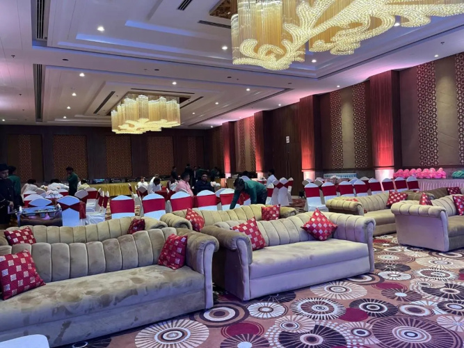 The Lalita Grand