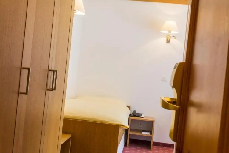 Single room
