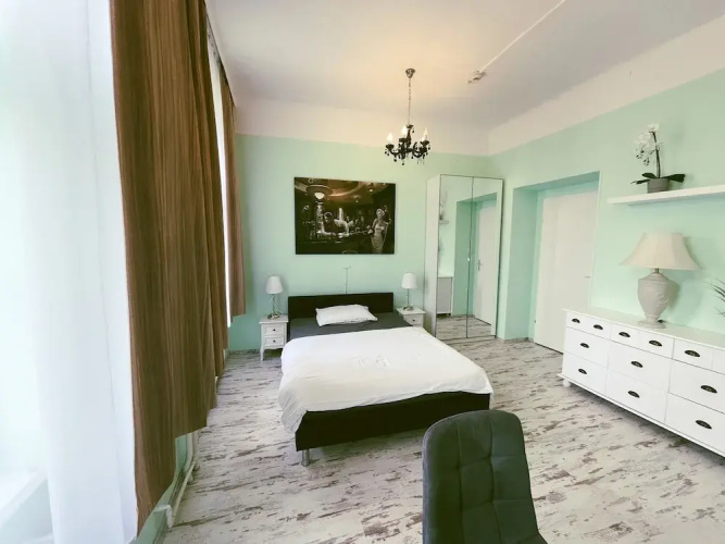 Hotel California