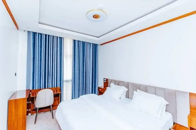 Bright Hotel and apartement