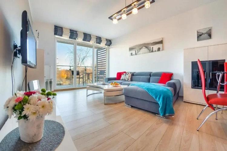 Apartment with balcony