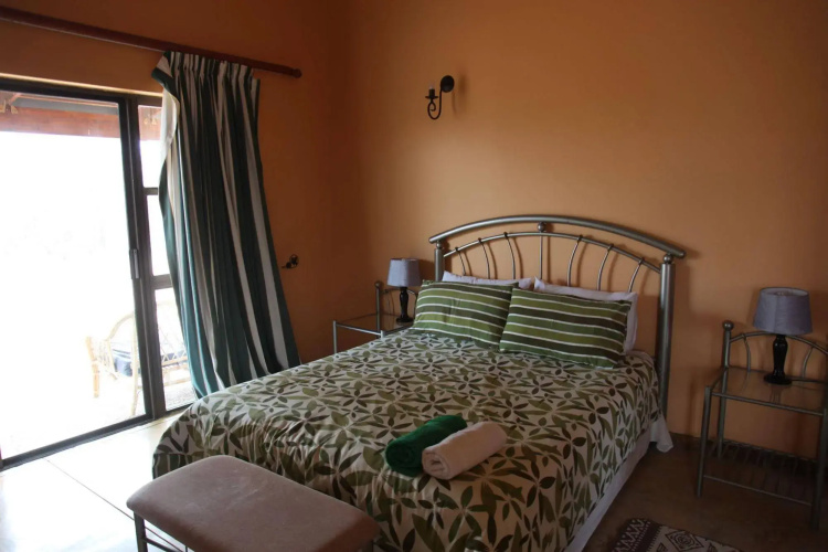 Lili Bush Guesthouse