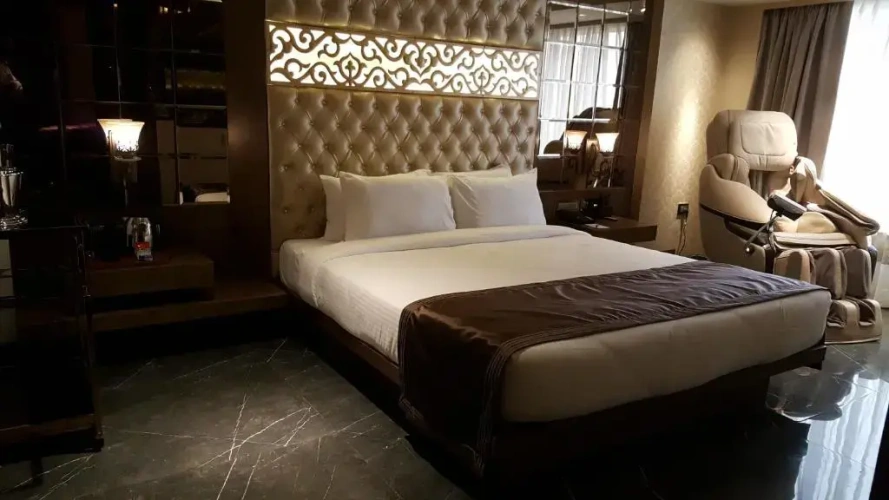 Deluxe Double Suite