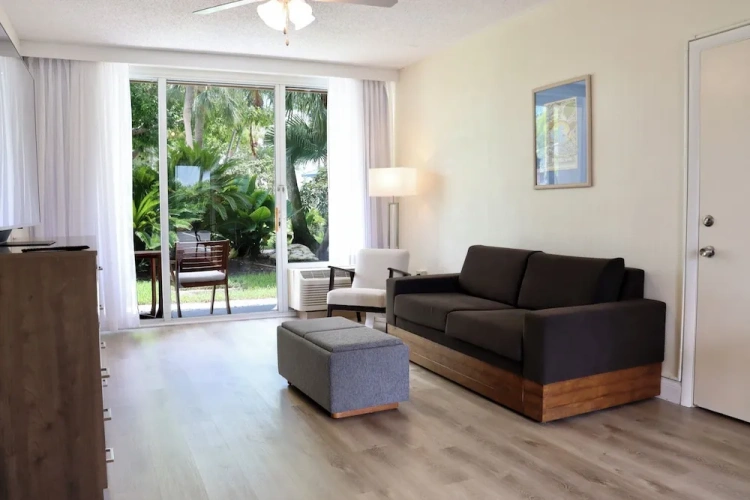 Deluxe Double Suite with balcony