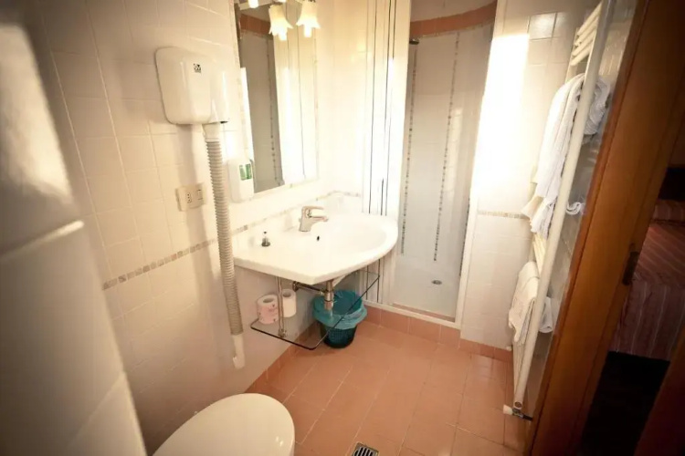 Phi Hotel Ambra