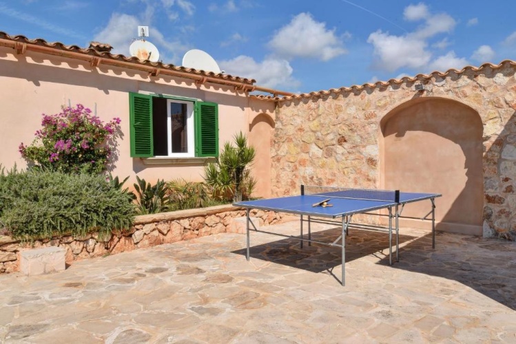 2 Bedrooms Villa